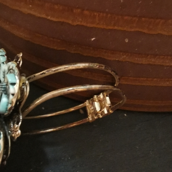 Bangle bracelet, turquoise - Picture 5 of 6